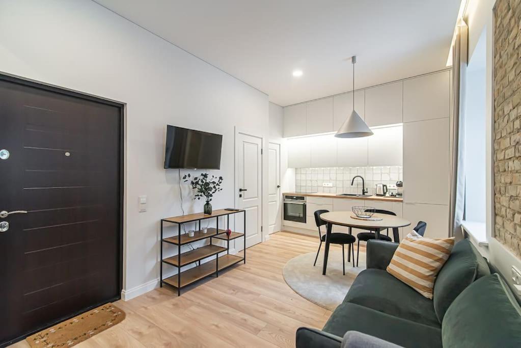 New And Modern Apartment In Old Town By Urban Rent Vilnius Exterior foto